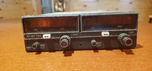 Bendix/King KX 155 VHF Comm Transceiver/Navigation Receiver P/N: 069-1024-04